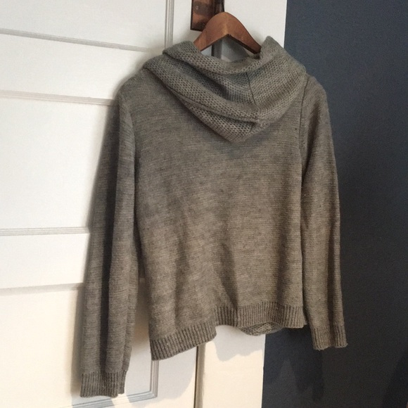 Cozy asymmetrical sweater from OLIVE des OLIVE - Picture 5 of 5